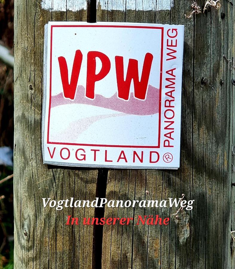 Ferienwohnung "Blick Mylau" - Naehe Freizeitpark Plohn & Weltgroesster Ziegelsteinbruecke 莱辛巴赫伊姆沃戈蒂 外观 照片